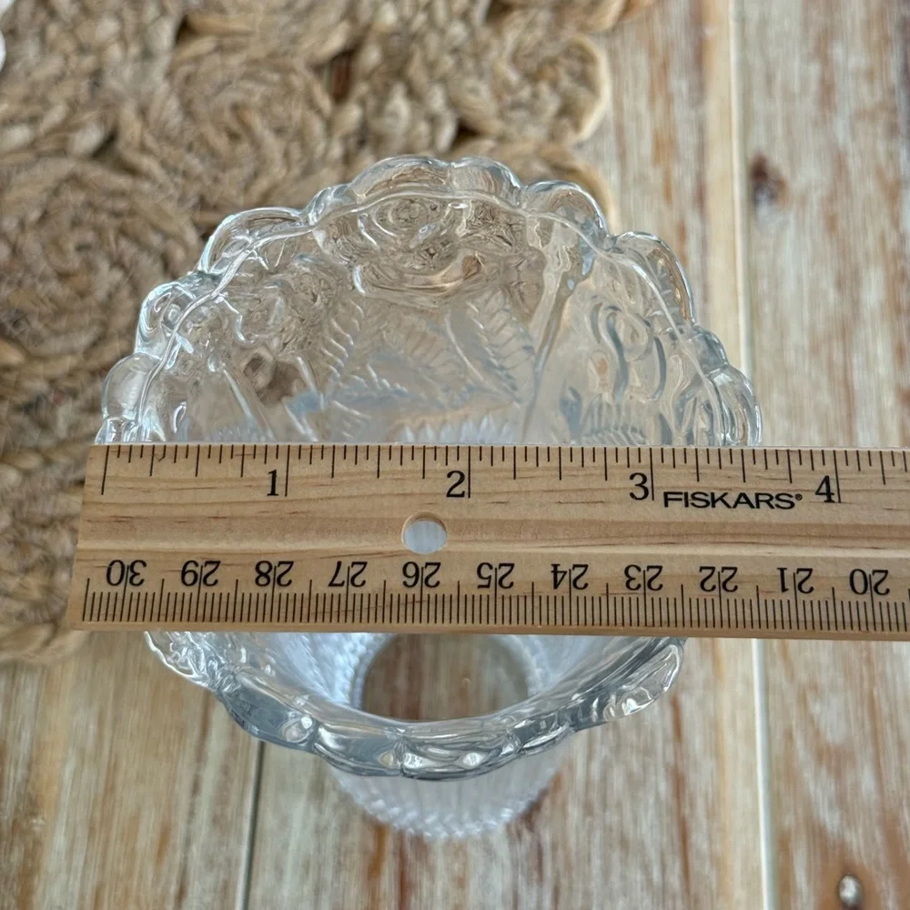 Vintage Borgonova Glass Vase Rose Pattern Italian Pressed Glass - Picture 9 of 9